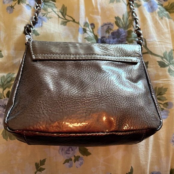New - New York & Company Patent Gold/Bronze Crossbody with Chain Strap - Picture 3 of 6